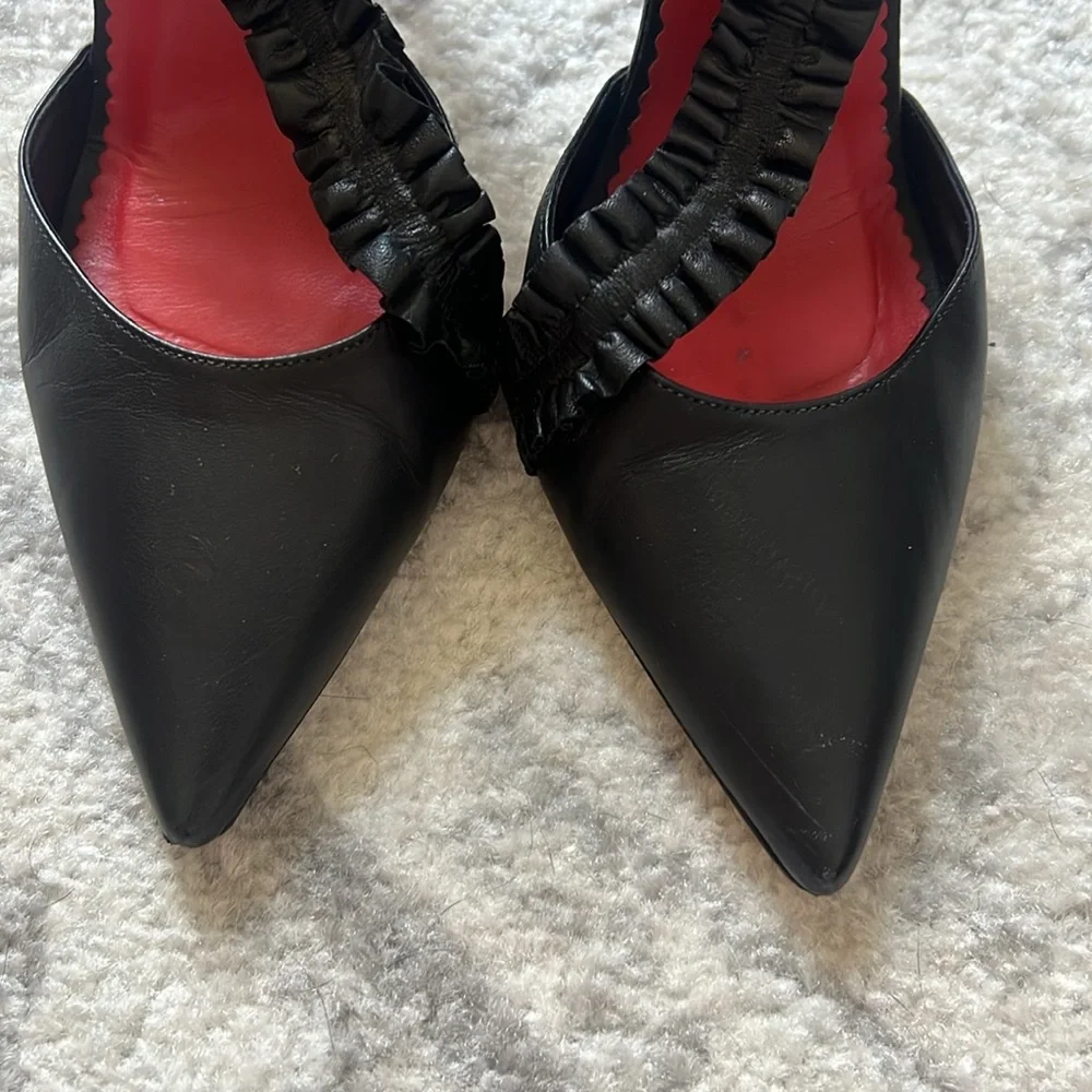 Carolina Herrera Ruffle Heels Stiletto Black sz 40 - Picture 2 of 9